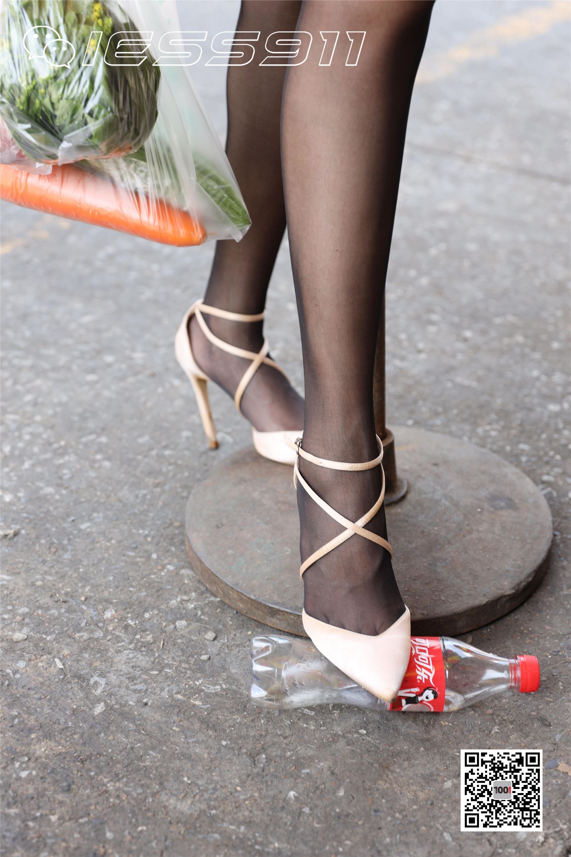 IESS异思趣向 一千零一夜 模特：Lucy《买菜2》